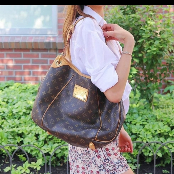 💕Authentic LV Galliera PM Hobo Bag Monogram - Picture 16 of 16